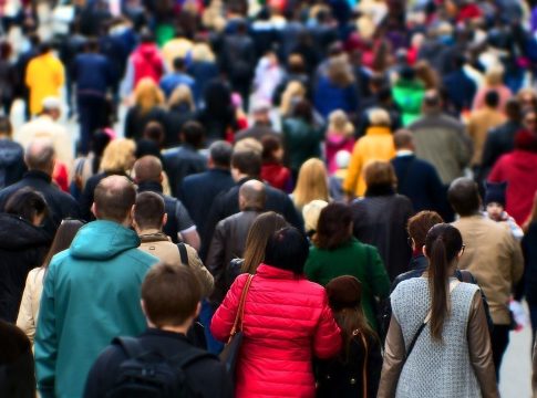 La humanidad en alerta: no alcanzamos la tasa de reemplazo en 2023