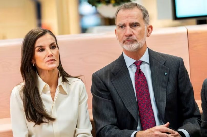 Pilar Eyre desvela la señal secreta de Letizia en situaciones incómodas