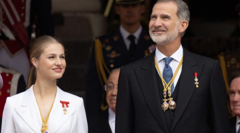 Leonor se aleja de Letizia: Felipe VI gana la batalla matrimonial de las aficiones