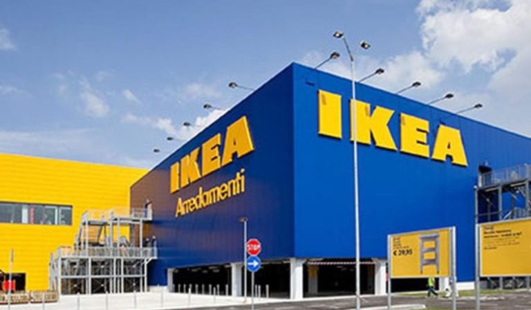 Mesas y sillas de Ikea en oferta para exterior e interior
