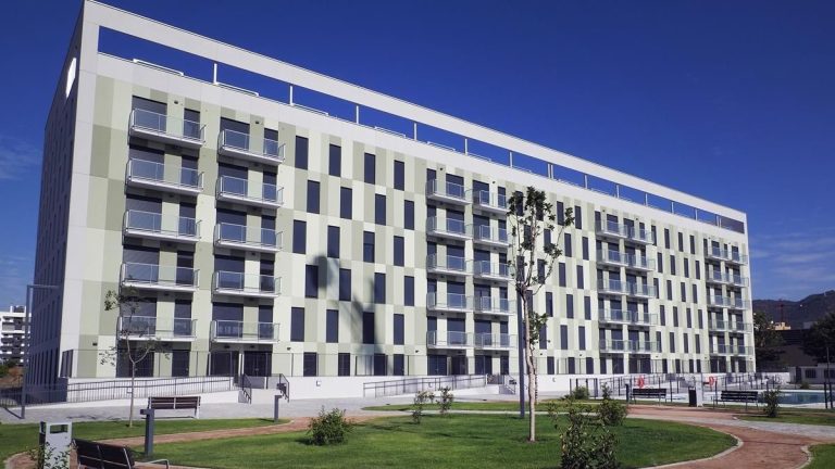 Madrid multiplica la VPO frente al atraso en Cataluña