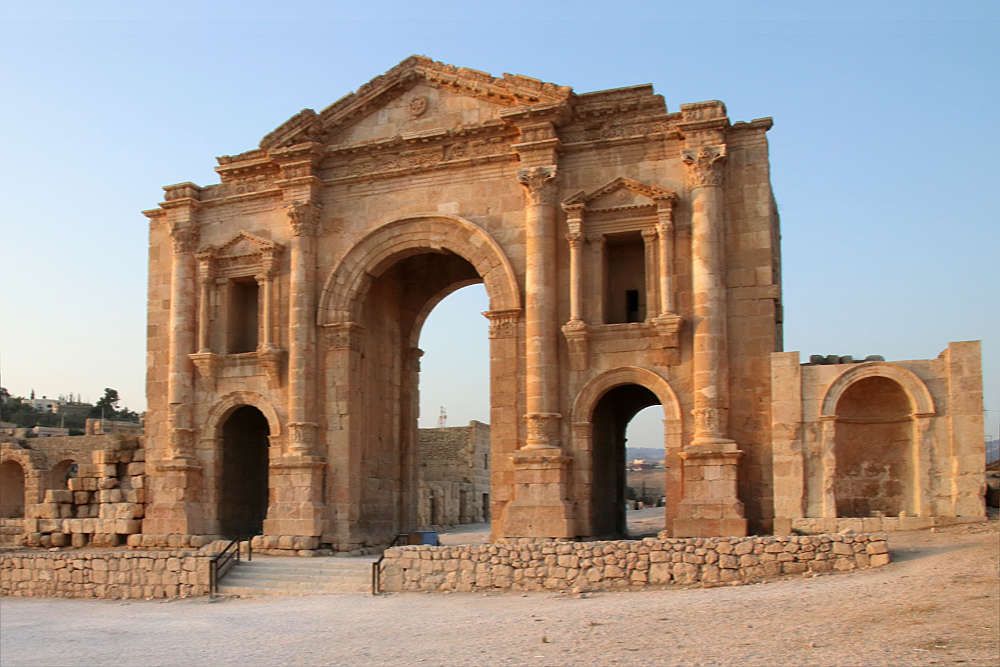 Monumentos emblemáticos: explorando las ruinas de Jerash