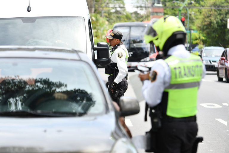 La 'trampa' de la DGT para poner nuevas multas de Tráfico en la carretera