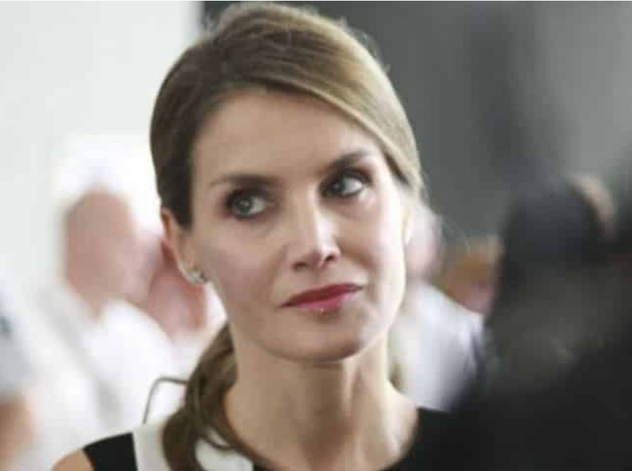 Sale a la luz la discusión de Letizia, histérica en público con Felipe VI, según la biografía no autorizada