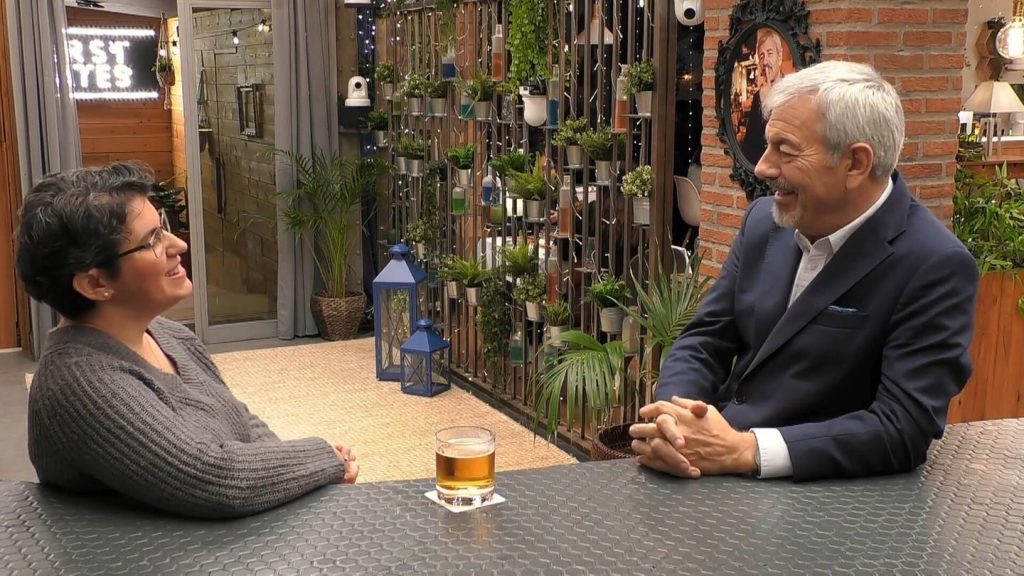 First Dates: esto le ocurrió a la fan de Vox que acudió al programa de Cuatro