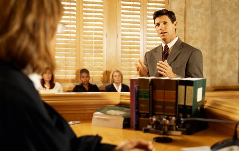 Pasos para contratar un abogado