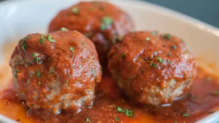 Ni Mercadona ni Carrefour: la OCU dicta sentencia sobre las mejores albóndigas de supermercado