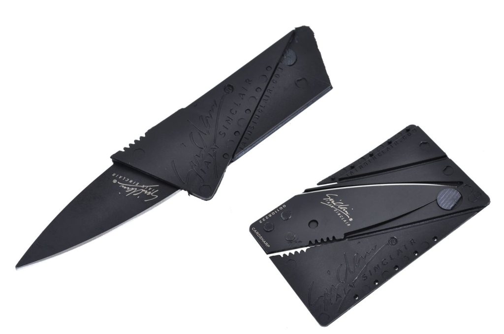 Guardia Civil: Una navaja prohibida que parece una tarjeta