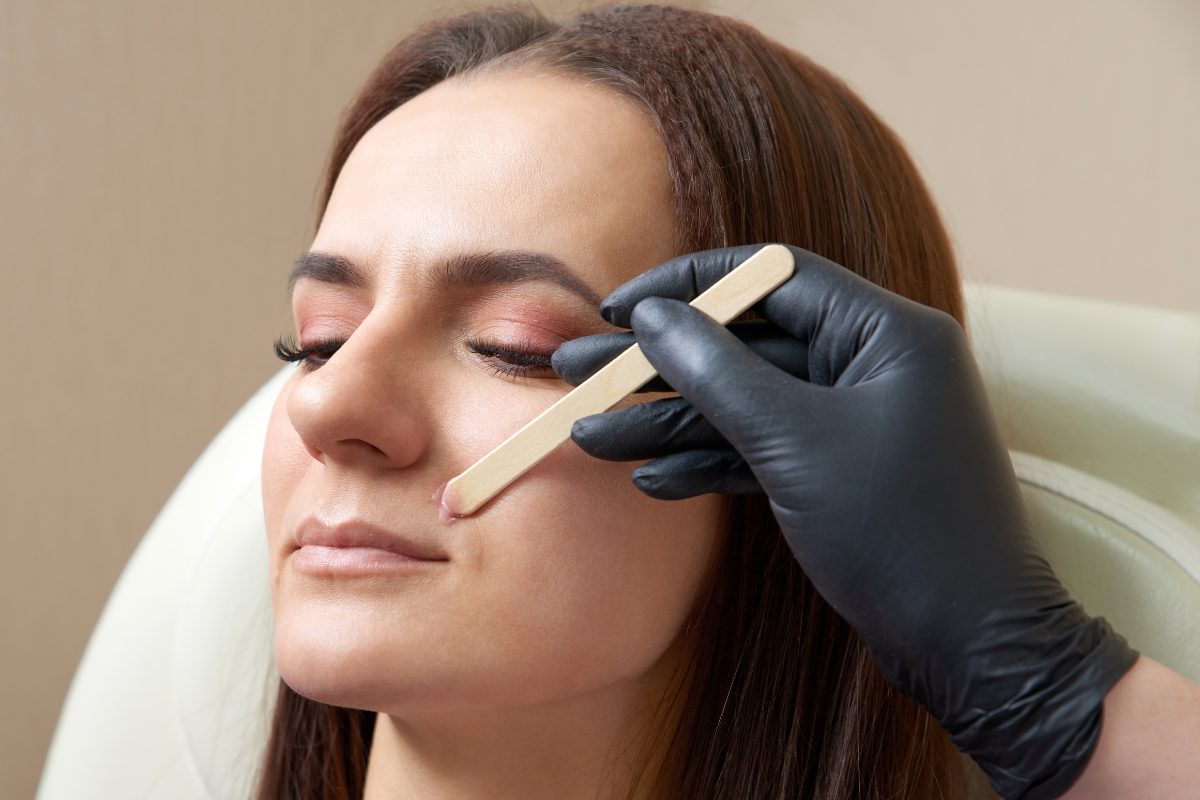 DEPILACIÓN CON CERA: UN CLÁSICO INFALIBLE