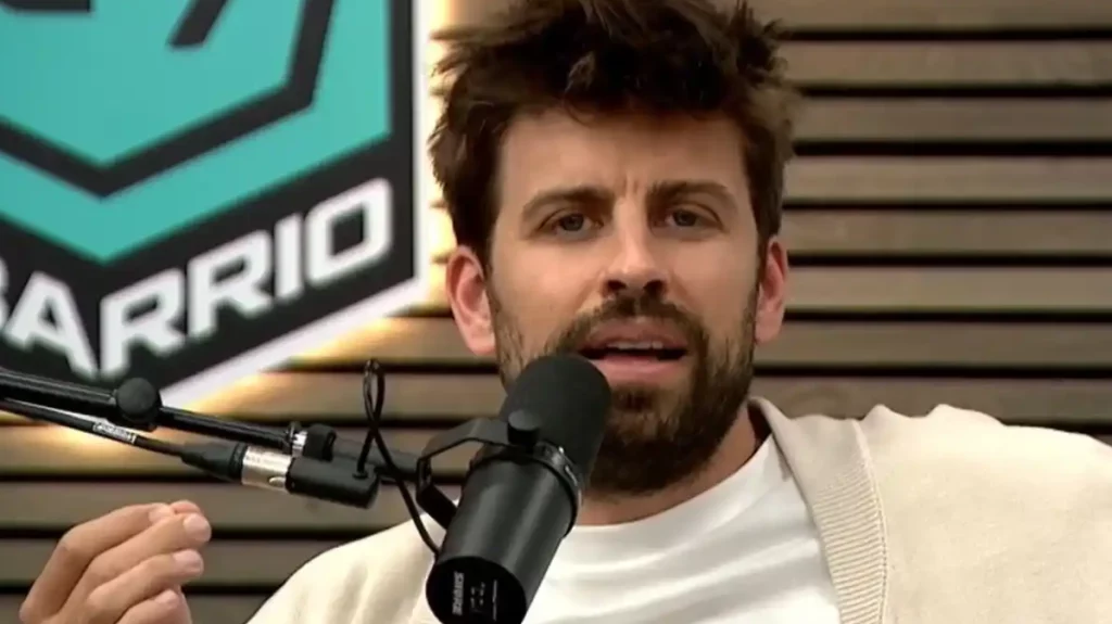 Piqué utiliza un vacío legal para criticar a los árbitros sin ser inhabilitado  Fuente: @KingsLeague 