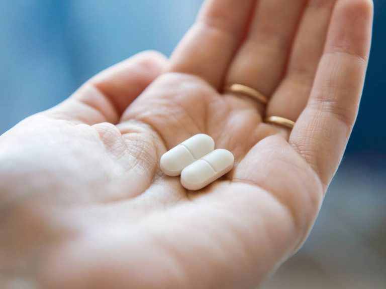 Alerta de la OCU sobre el peligro de tomar ibuprofeno