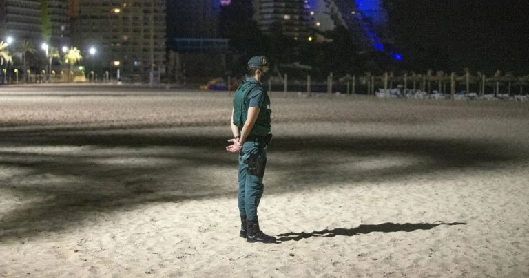 Juzgan a un monitor de buceo por violar a una joven en una excursión en barca en Cabrera