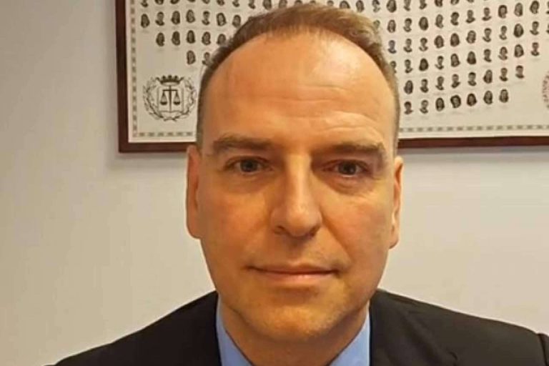 Conocer el nuevo trámite de arraigo familiar