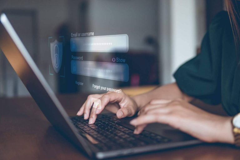 ¿Cómo hacer frente al incremento de las estafas por internet?