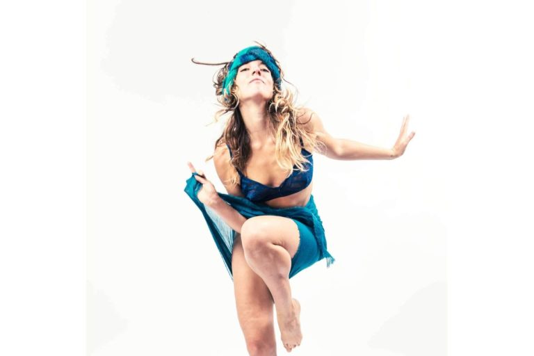 El nuevo proyecto de Alidé Sans lleva por nombre 'ARRAÏTZ'