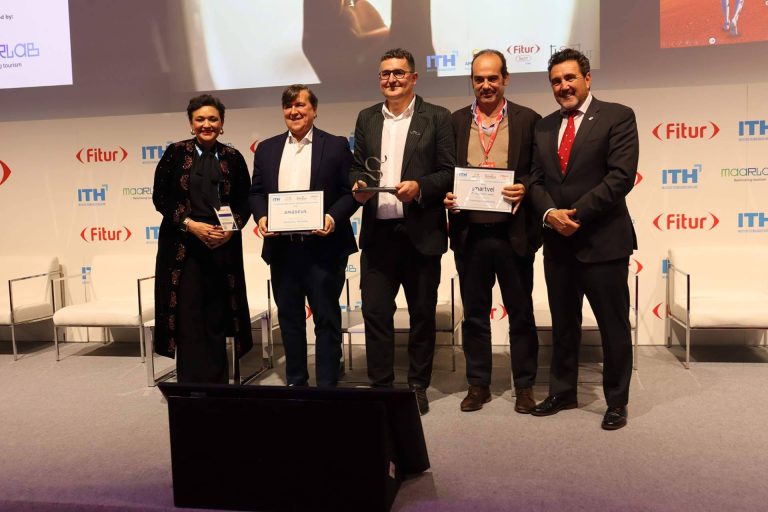 Premios a proyectos innovadores que ofrecen soluciones tecnológicas para los destinos turísticos, por AMT Sol y Playa