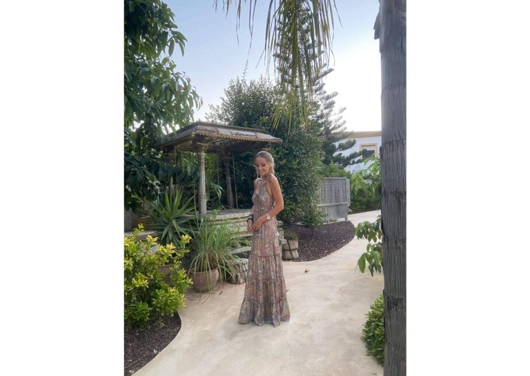 Marta Roig Ferrer invita al lector a cambiar todo aquello que no le gusta en '¿Y si fuéramos reales y no perfectos?'