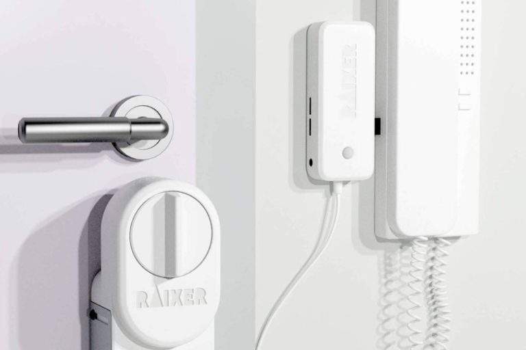 Raixer, la opción de abrir portero automático desde el móvil