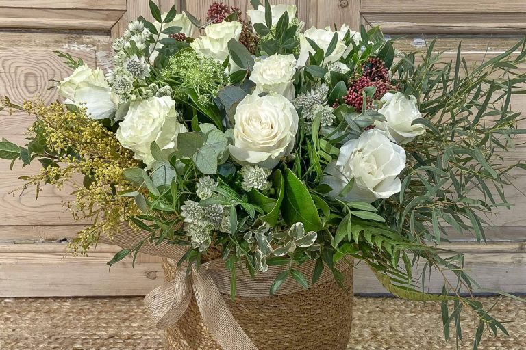 Celebrar San Valentín por todo lo alto con la floristería a domicilio de Mar de Flores