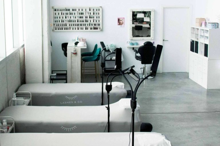 Emprendimiento y franquicia, la estrategia de Lashes & Go para un servicio de pestañas de éxito