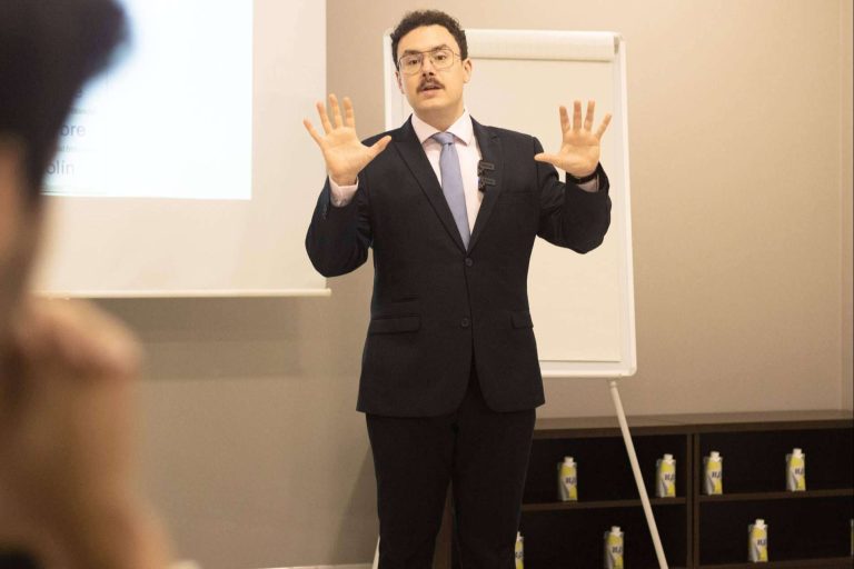 El experto Fernando Miralles dispone de unos cursos de oratoria que llegan en marzo a Chile y México