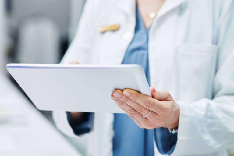 Cómo llevar las tendencias tecnológicas a la farmacia comunitaria