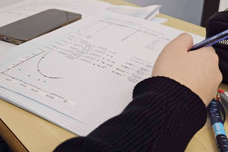 ¿Dónde preparar las pruebas de acceso a Grado Medio y Grado Superior? Academia Nuevo Futuro