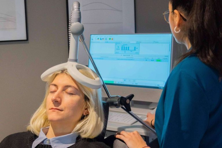 Avances en la estimulación magnética transcraneal profunda, con NEUROMODULACIÓN ZARAGOZA