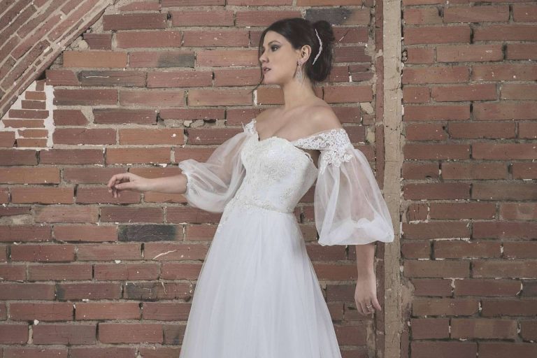 Francesca Marlop ofrece vestidos de novia especiales en el atelier