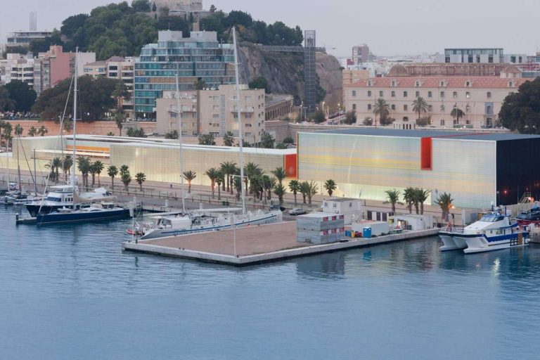 El Batel, un auditorio y palacio de congresos muy versátil