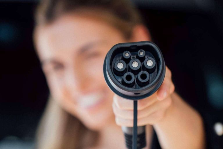 Ecotech garantiza un futuro más sostenible con los cargadores para coche eléctrico