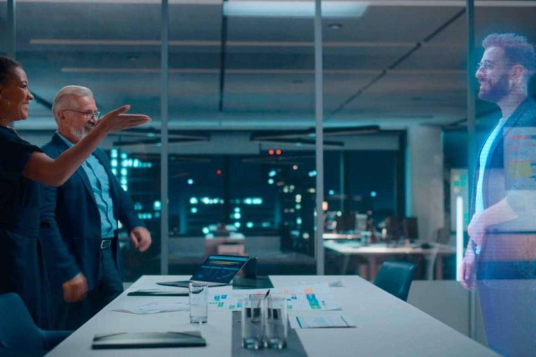 Avatares virtuales 3D para formación empresarial y asistencia remota, por Pixeldreams