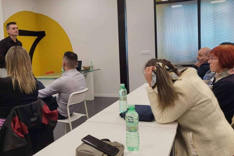 El Siete como consultoría y formación