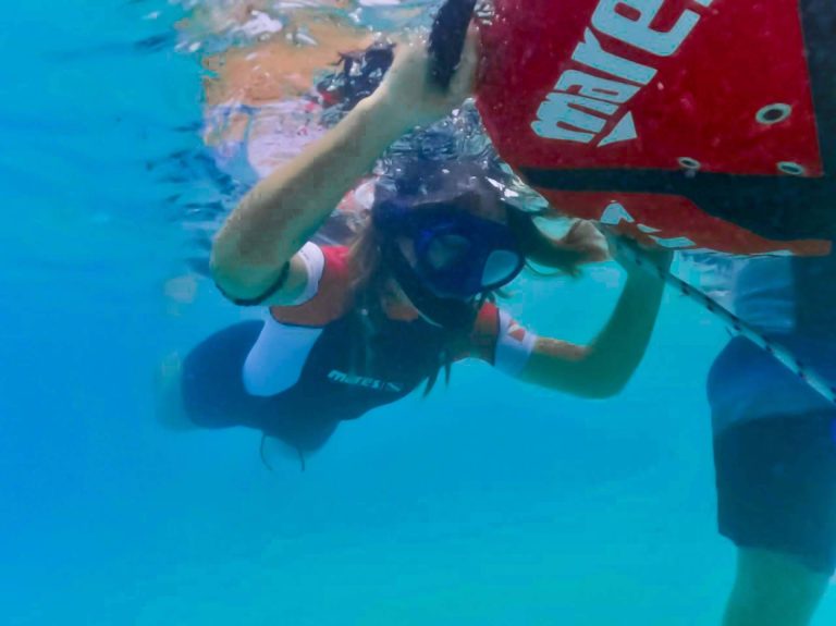 Los cursos de apnea freediving de Drop Dive Maldives permiten vivir una experiencia única