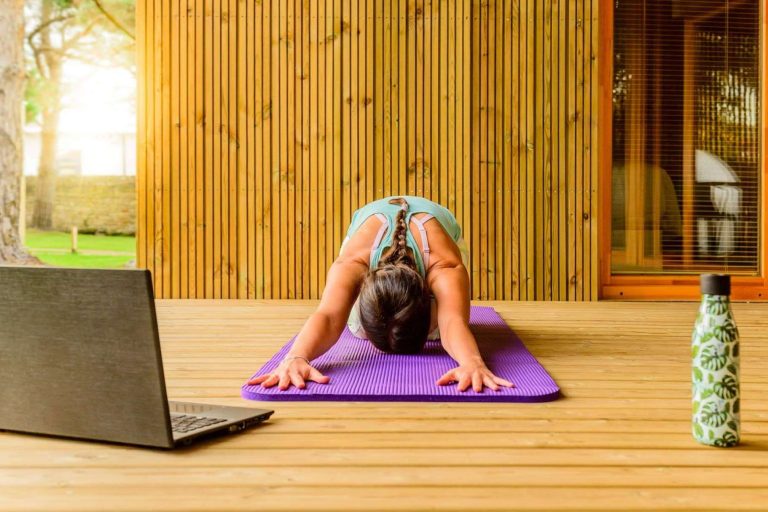 Practicar pilates online a través de la plataforma Bienestar Pilates