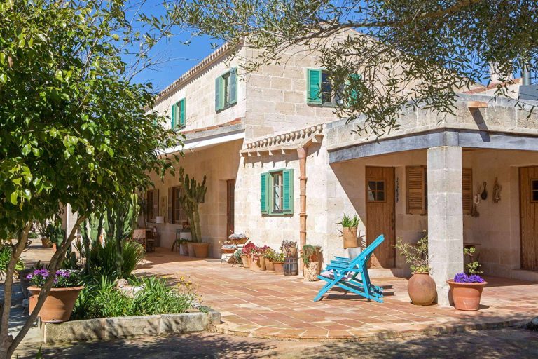 El trabajo colaborativo de las agencias inmobiliarias en Menorca, Portal Menorca, celebra su décimo aniversario