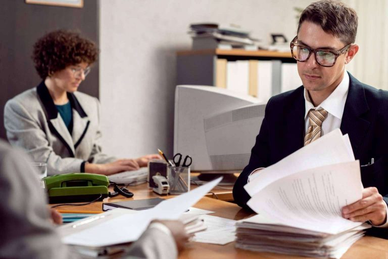 Asesolab garantiza la protección jurídica y la satisfacción de sus clientes