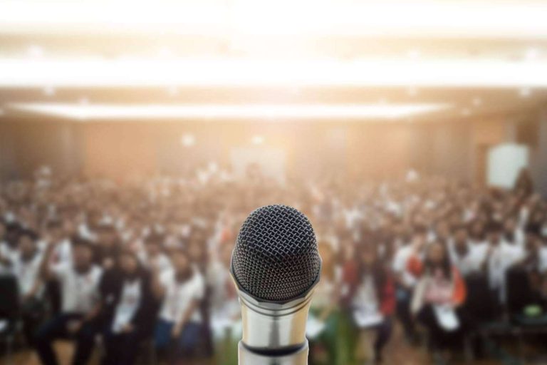 El proyecto innovador para mejorar una marca personal y hablar en público con éxito