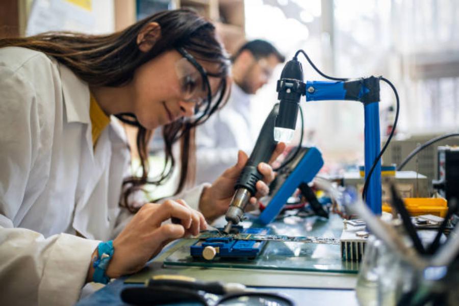 Salario promedio y perspectivas de crecimiento salarial