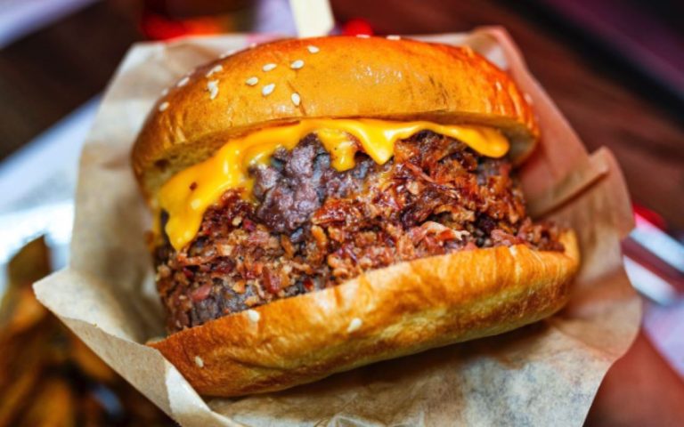 Cómo preparar fácil en casa una Kevin Bacon, la hamburguesa de Goiko que está buenísima