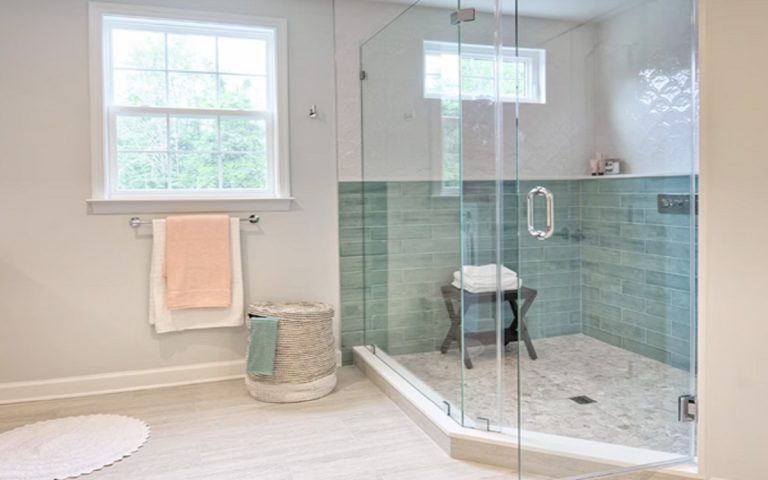 Transforma tu baño con las últimas tendencias en mamparas a medida