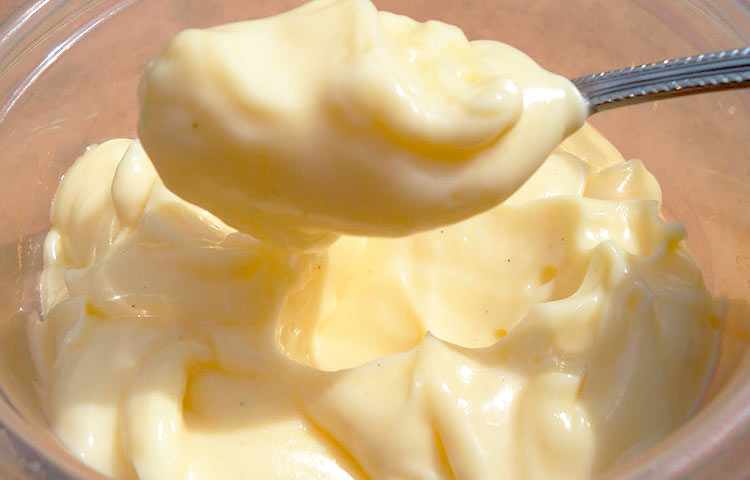 El truco para hacer mayonesa casera y que no se te corte