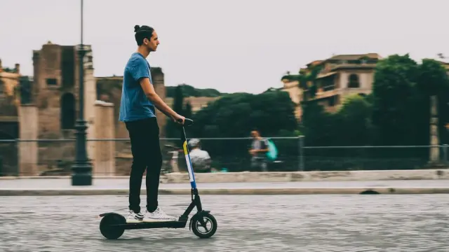 Solo se podrán vender patinetes certificados