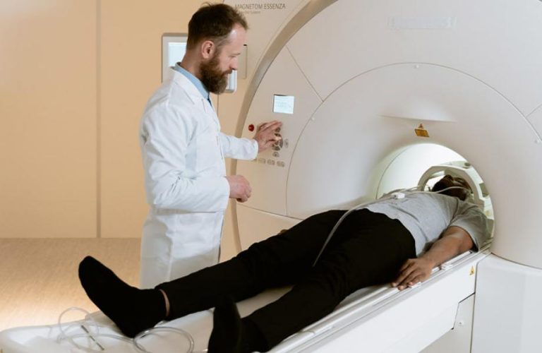 Un influencer cuenta cuales son las 5 FP más demandadas por los españoles: la última es la más buscada