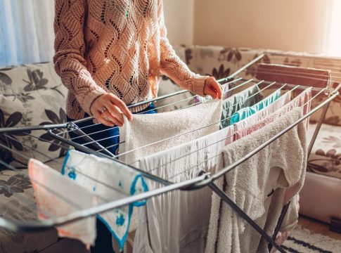 secar ropa 1 7 trucos para secar la ropa en casa en días de lluvia