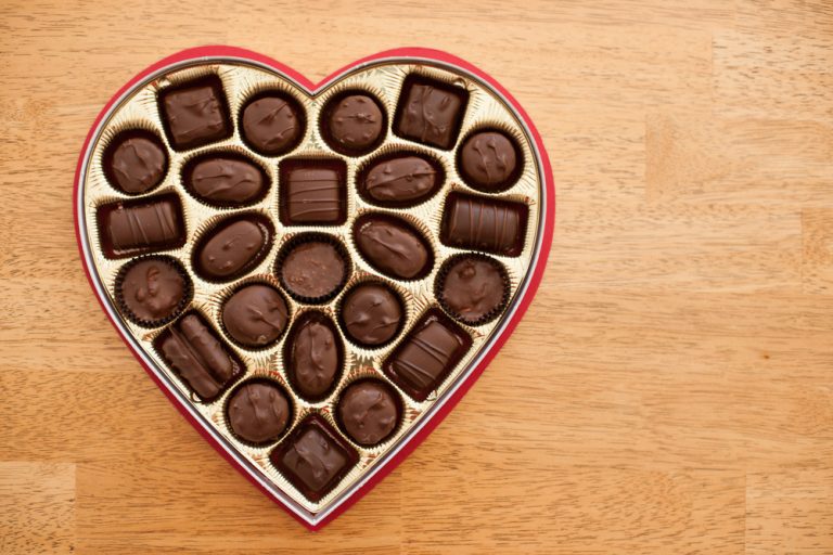 Alerta de la OCU sobre el chocolate que te puedes encontrar en Carrefour, Hipercor y cualquier otro supermercado