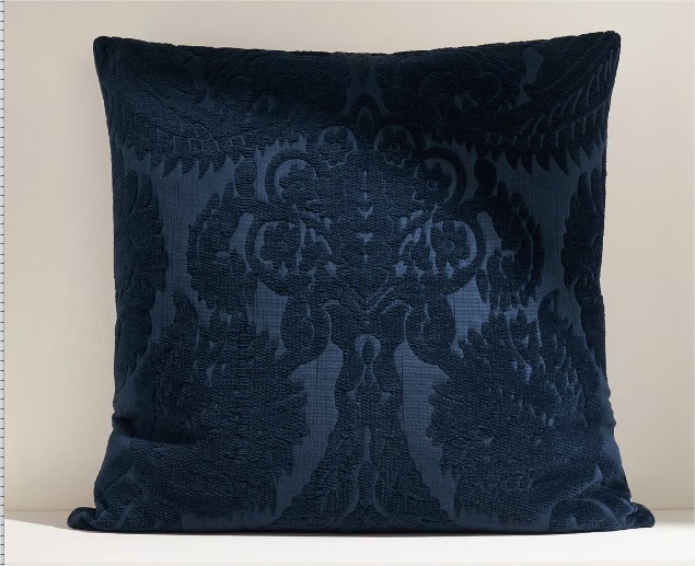 Alfombras, fundas de sofá y más: El Corte Inglés nos pone en bandeja estos accesorios para dar un nuevo aire al salón 5 sofa 3