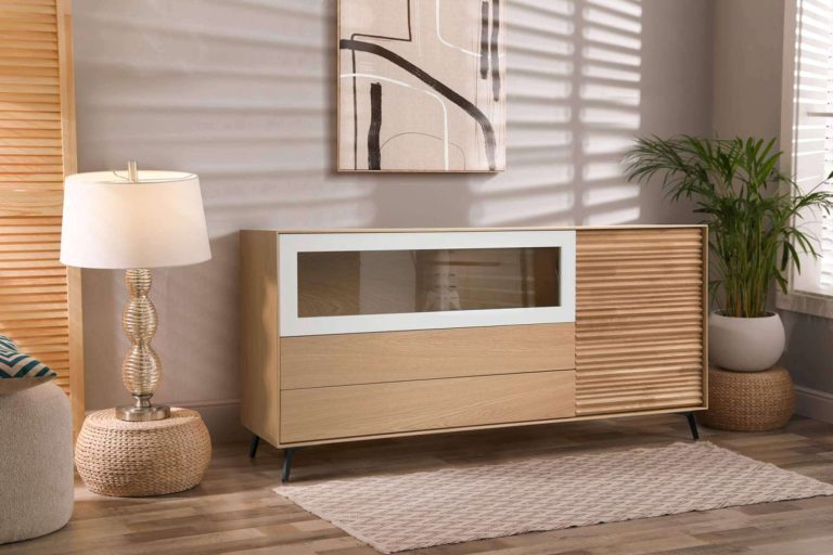 JPP Furniture, una de las compañías líderes en la creación de mobiliario contract a medida en Yecla, Murcia