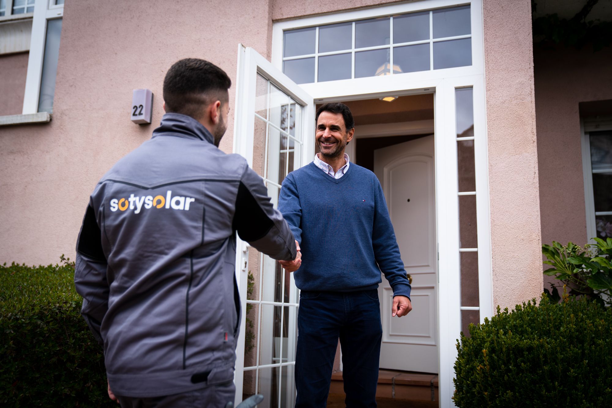 SotySolar crece un 20% y comienza a financiar sus instalaciones con un nuevo modelo de 'SuscripciónSolar' 1 2022323 13 23 54 Sotysolar Enphase Madrid A7R00611