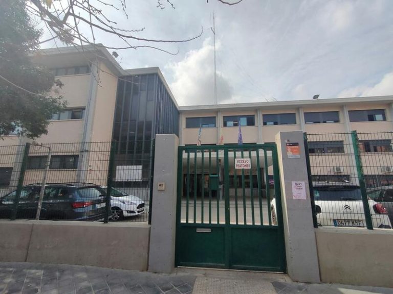 Xirivella (Valencia) pide a Fiscalía de Menores que actúe frente la agresión de un alumno a una profesora en un IES